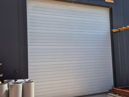 à louer – depot- entrepot -local d'activité 290 m² – domazan (30) 1800.00 ht