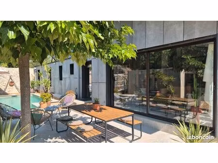 nimes quartier cigale maison d'architecte meublee bioclimatique 115 m²