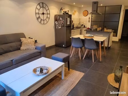 appart 45m² avec cour et clim réversible