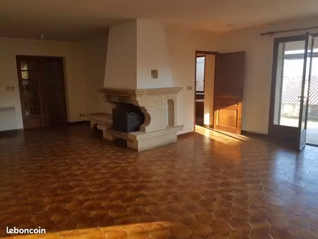 maison 5 pièces 235m2
