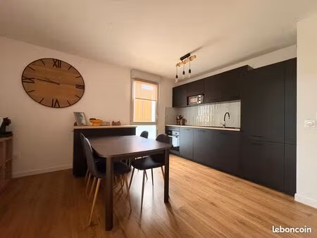 appartement 3 pièces 62m²