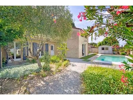 villa 5 pièces 175 m²