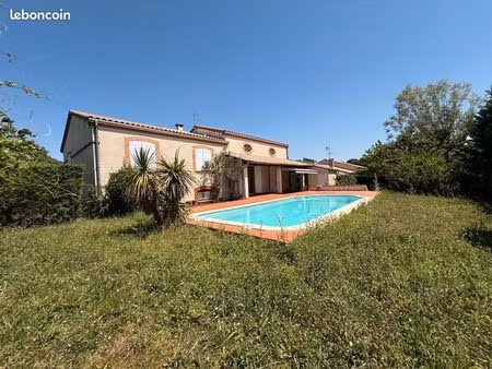 villa t6