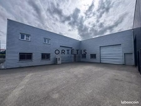 local 250 m² garidech