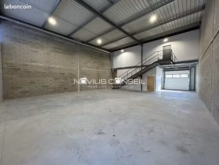 local d'activite 267 m² launaguet