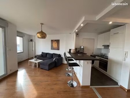 t2 meublé avec terrasse et parking – patte d’oie  toulouse