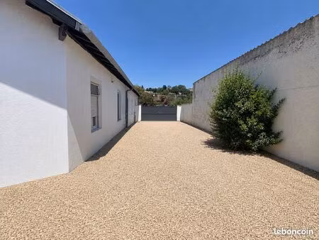 à louer – maison t3 de 85 m² avec mezzanine et cour – saint-gaudens (31800)