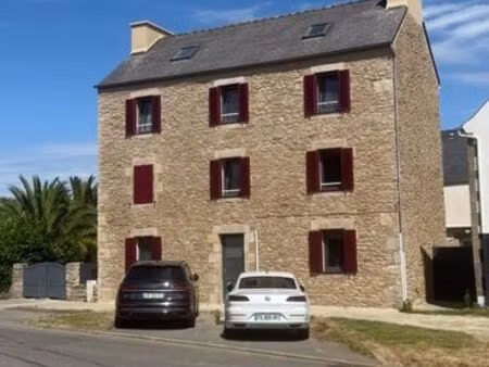 joli t2 refait à neuf - plein bourg