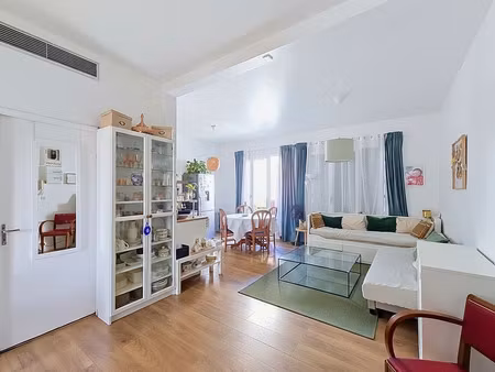 appartement 2 pièces - 52 m²