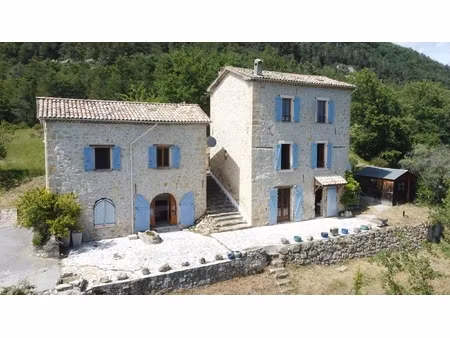 maison 7 pièces - 204 m²