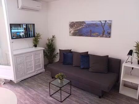 bormes les mimosas studio meuble proche mer