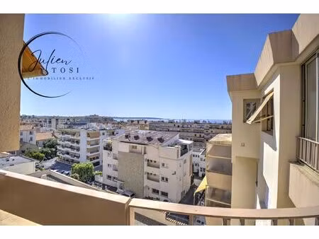 t2 dernier étage vue mer panoramique + garage - golfe-juan