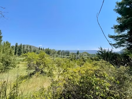 maison à vendre avec grand terrain et vue dégagée à gargas (vaucluse)