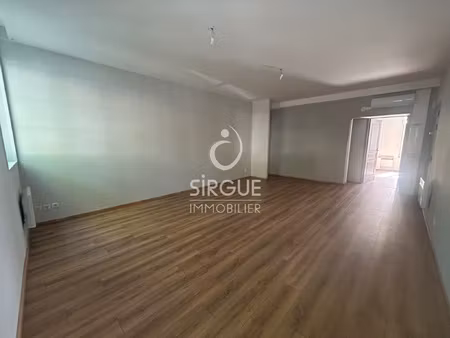 appartement t4 hyper-centre avec parking et clim