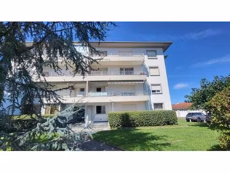 bel appartement t3 de 66 m² avec balcon et garage – résidence calme  verdoyante