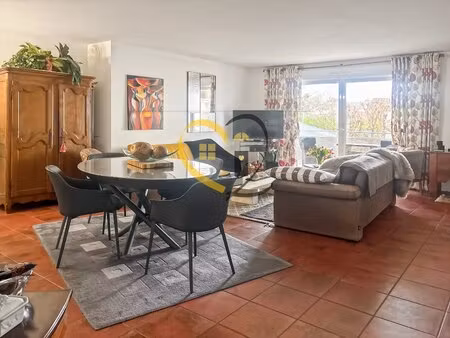 appartement 4 pièces 106 m² avec balcon et garage en viager occupé  à proximité du centre-