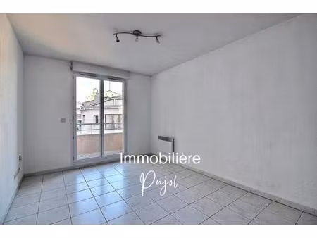 timone 13005 - studio avec balcon   proche métro  facs