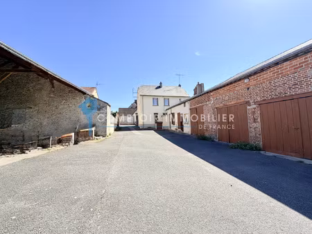 maison 5 chambres avec dépendances et hangar