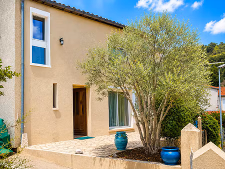 maison de ville avec garage et jardin