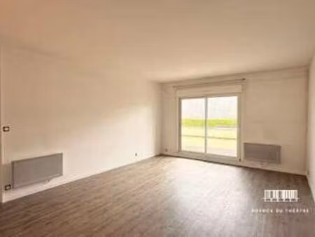location appartement 2 pièces à caen (14000) : à louer 2 pièces / 47m² caen