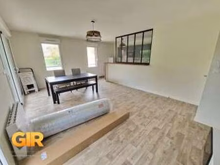 location appartement 3 pièces meublé à thorigné-fouillard (35235) : à louer 3 pièces meubl