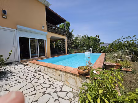 maison avec piscine et appartement t2 indépendant à vendre à