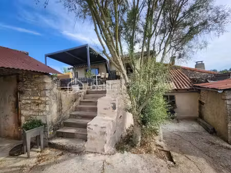 maison de caractère en pierre atypique