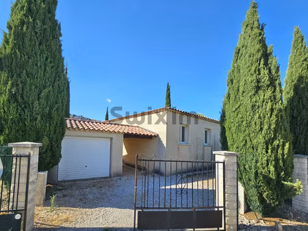 soleil  cigales et commerces à pieds : une maison de plain-p