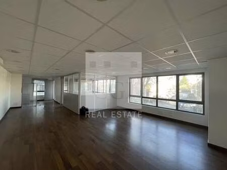 vente bureaux 72 m²