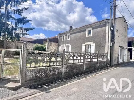 maison de village à couture-d’argenson (79110)