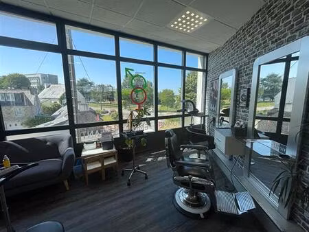 vente commerce lesneven 102 m²
