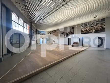location commerce compiegne 60200 239m²