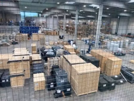 location entrepôt / local d'activités compans 2 150 m²