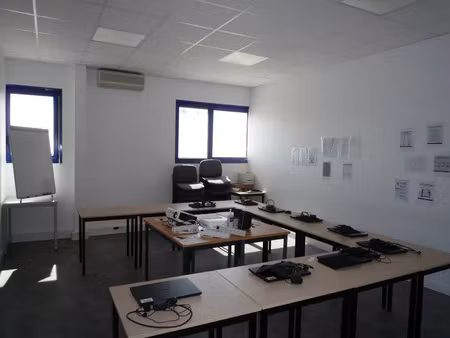location bureau 6 pièces 230 m² à château-thierry (02400)