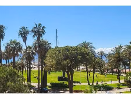 vente discrète - appartement moderne cannes croisette