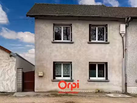 vente maison 4 pièces 86.38 m² à montmarault (03390)  77 500 €