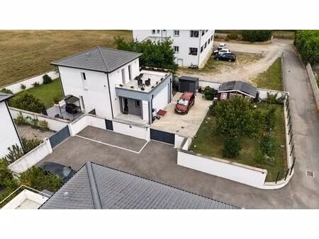 maison de luxe de 4 pièces en vente à santa-lucia-di-moriani  france