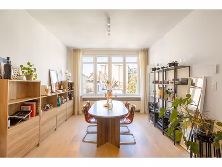 appartement te huur in berchem met 2 slaapkamers