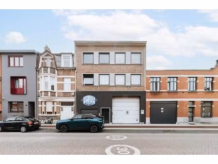 appartement te huur in wilrijk met 2 slaapkamers