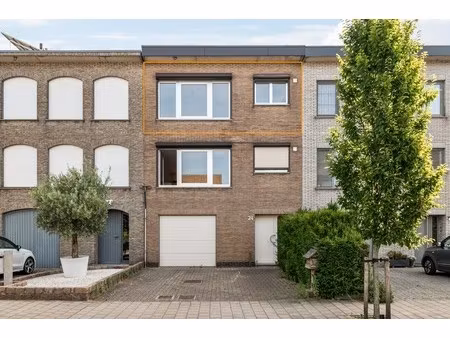 appartement te huur in hoevenen met 1 slaapkamer