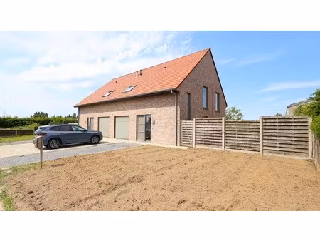 huis te huur in lichtervelde met 3 slaapkamers