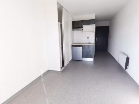location appartement 1 pièce 18m² nimes 30000