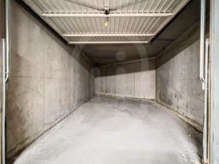 location local commercial 39m² montpellier 34000