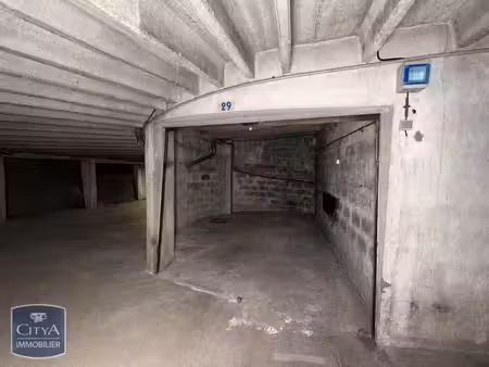 parking à louer - grenoble (38) - 81€