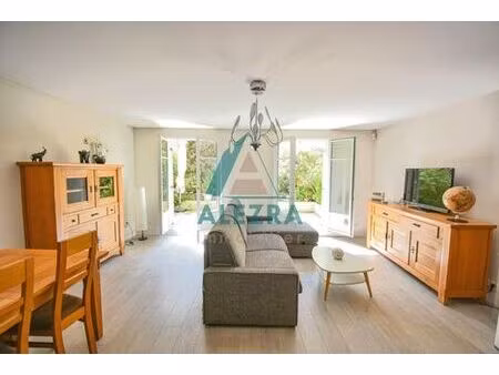 maison de 4 chambres de luxe en vente à le chesnay  france