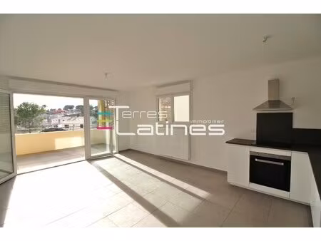 location appartement 3 pièces 64m² nimes 30000