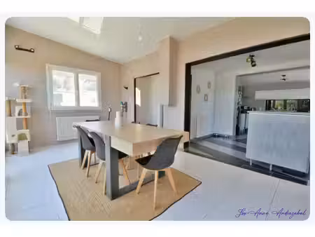 maison individuelle 135 m² habitable - beaux volumes