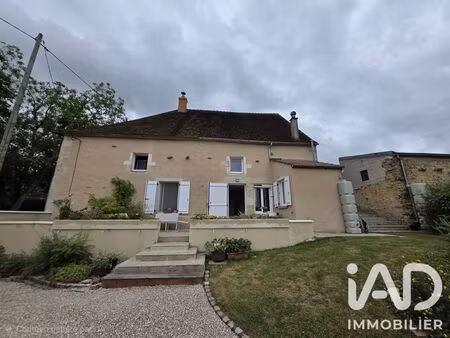 maison à corvol-d’embernard (58210)