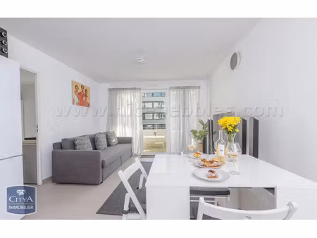 appartement à louer 2 pièces 45 m² - nice (06) - 1 050€