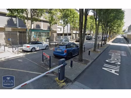 parking à louer 10 m² - bordeaux (33) - 40€